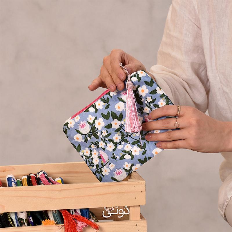 کیف آرایشی طرح شکوفه