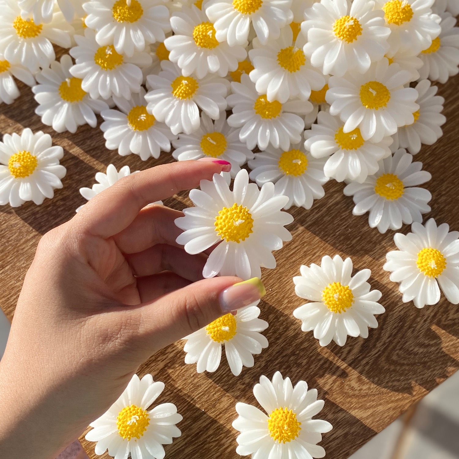 شمع گل بابونه_ ارسال فقط برای کرج