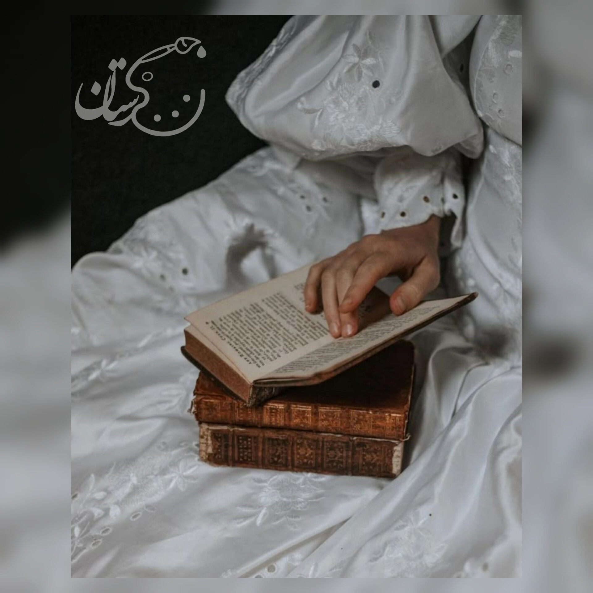 پوستر " دختر کتابخون کلاسیک" A6